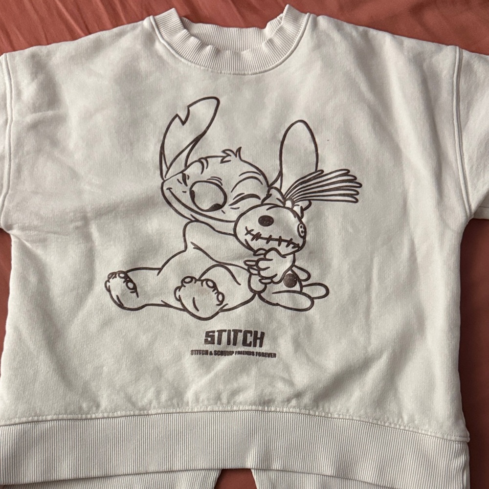 Zara White Sweatshirt with Stitch Graphic